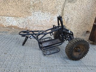 Quad Negro Todoterreno