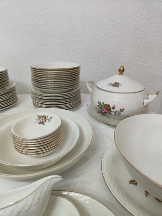 Vajilla Francesa Porcelana Flores Doradas