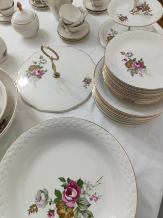 Vajilla Francesa Porcelana Flores Doradas