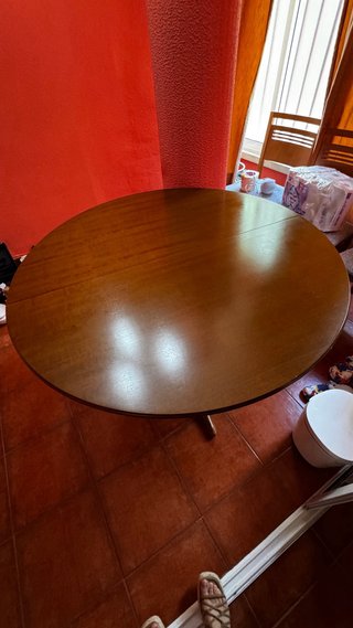 Mesa de comedor extensible de madera
