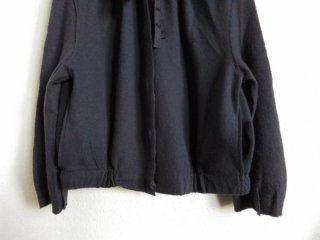 Chaqueta "Adolfo Dominguez", tono morado oscuro.