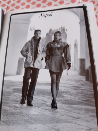 Vogue Shopping supplemento al n 453 5 pagine manca