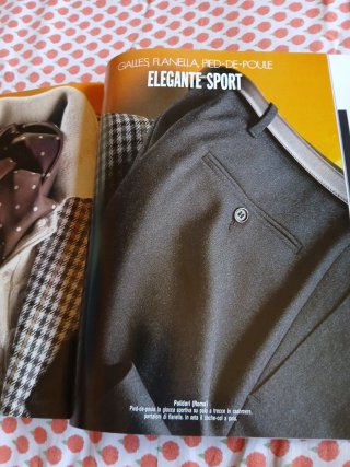Vogue Shopping supplemento al n 453 5 pagine manca