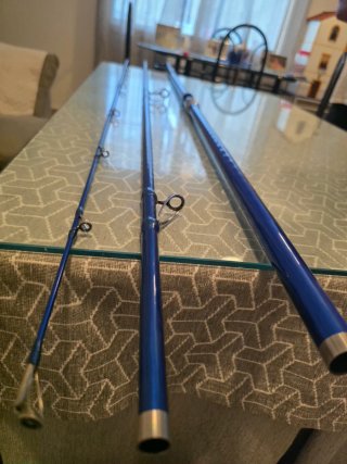 Dos  caña de pescar Surf Leader 450 euros cada uni