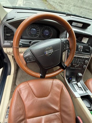 Volvo XC60 2009