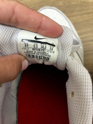 Zapatillas Nike MD Runner 2 Blanco y Rojo