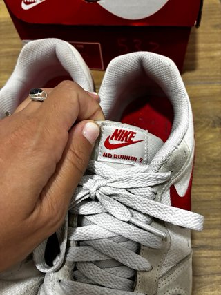 Zapatillas Nike MD Runner 2 Blanco y Rojo