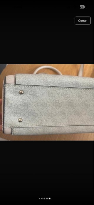 Bolso Guess Mano/Hombro Beige y Blanco