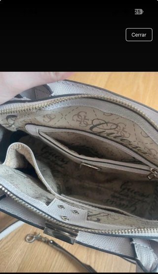 Bolso Guess Mano/Hombro Beige y Blanco
