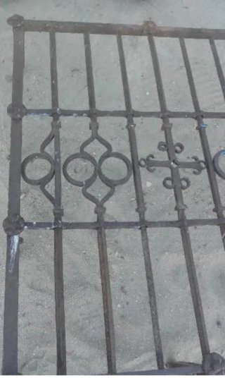 Reja antigua de hierro forjado siglo XVI