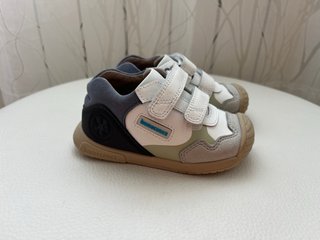 Zapatillas Biomecanics № 20