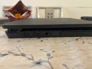 PS4 Slim Negra para piezas