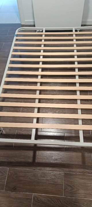 Somier metálico con lamas de madera