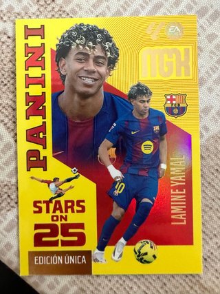 Megacracks 2026-27 Lamine Yamal Stars on 25