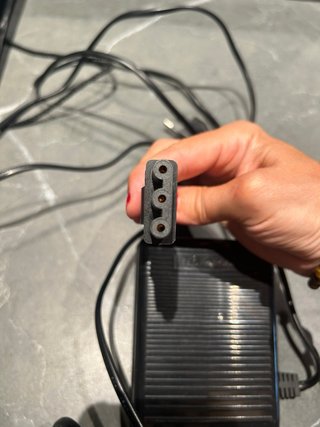 Pedal para máquina de coser eléctrica