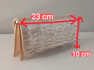 Bolso de mano dorado