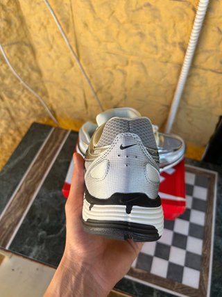 Nike P-6000 Gris Plata Talla 43