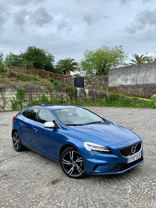 Volvo V40 R-Design