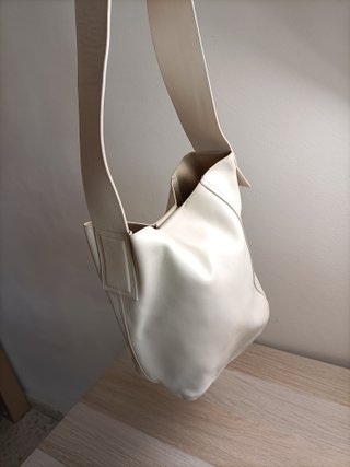 Bolso de piel Zara Beige