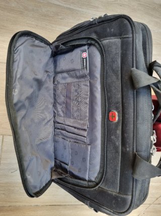 Trolley y maletín Victorinox Rojo, negro, Equipaje