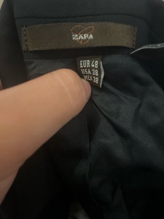 Capa de traje negra para hombre