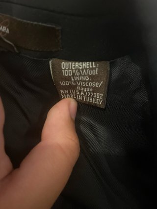Capa de traje negra para hombre