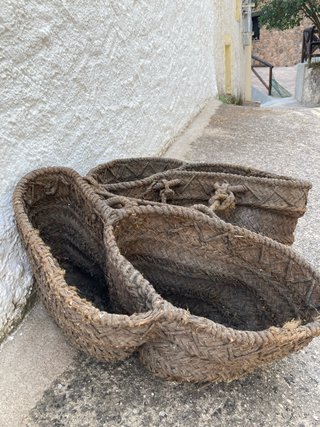 Serones o aguaderas de esparto