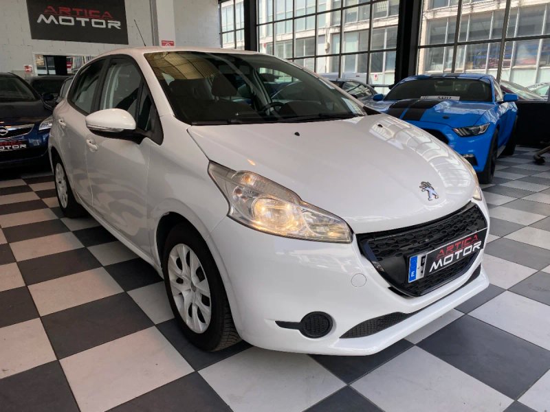 Peugeot 208 1.2 VTi Active 3p 2013
