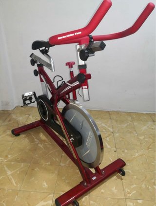 Bicicleta Spinning BH Roja