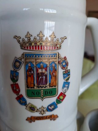Jarras de porcelana de Andalucía