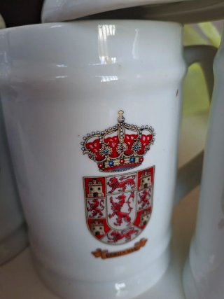Jarras de porcelana de Andalucía