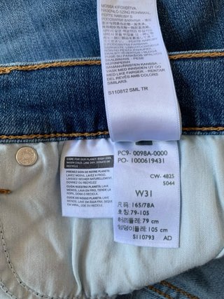 New Levi's jean shorts