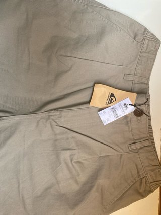Pantalón corto Quiksilver beige talla XS