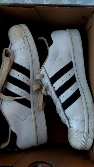 Adidas Superstar Blancas y Negras