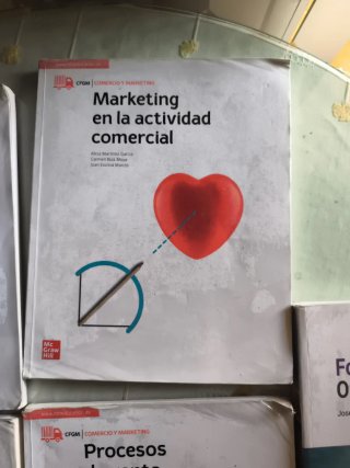 Pack libros Grado Medio de Comercio y marketing