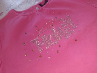 Camiseta rosa con pedrería 'Honey'