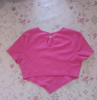Camiseta rosa con pedrería 'Honey'