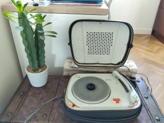 Tocadiscos Teppaz Maleta Portátil años 60