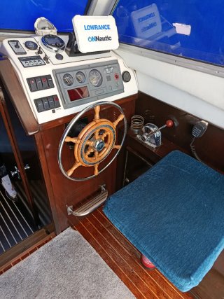 Barco Artaban 735