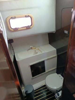 Barco Artaban 735