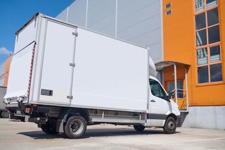 Mudanzas, portes, vaciado de pisos, locales, naves