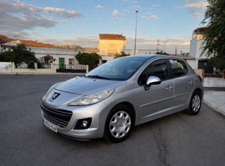 Peugeot 207 2011