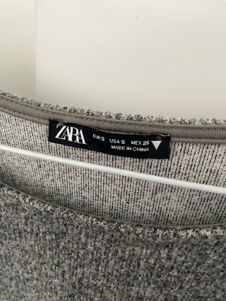 Top crop Zara con diamantes talla S