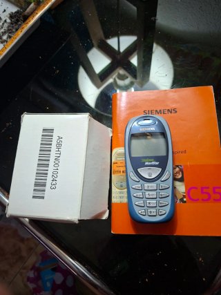 Lote 4 Telefoni Sony Ericsson Z310i Nokia x2-00