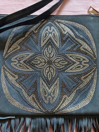 Bolso Top Queens flecos y pedrería