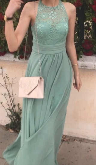 Vestido verde elegante espalda abierta