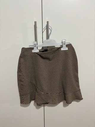 Falda cuadros beige y negro