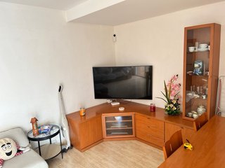 Mueble de Comedor Madera y Cristal