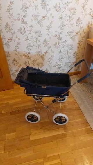 Carrito de muñeca Asi