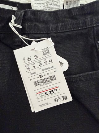 Falda vaquera Pull&Bear negra